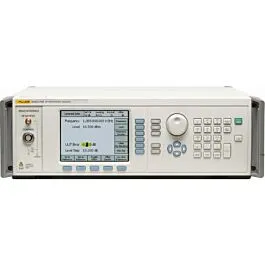 Zdroj referenčního signálu Fluke 9640A-LPN 4 GHz RF