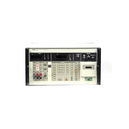 Fluke Calibration 5100B AC/DC kalibrační nástroj