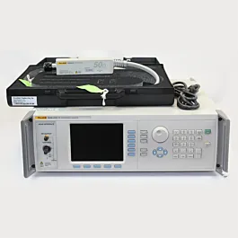Zdroj referenčního signálu Fluke Calibration 9640A-LPNX 4 GHz RF
