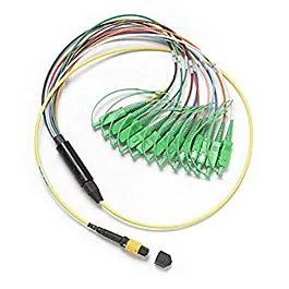 Fluke Networks SBKC-MPOAPCU-SCAPC kabel pro propojení
