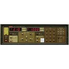 Keithley 228 100W Zdroj napětí a proudu