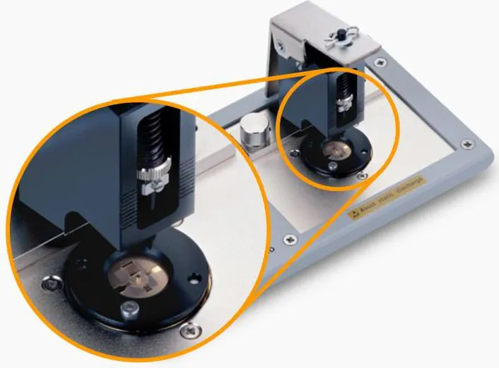 Keysight 16197A Přípravek pro testování SMD