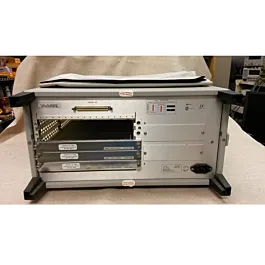 Keysight 16701B rozšiřovací rámeček systému logické analýzy