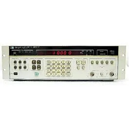 Keysight 3325A Syntezátor/Generátor funkcí