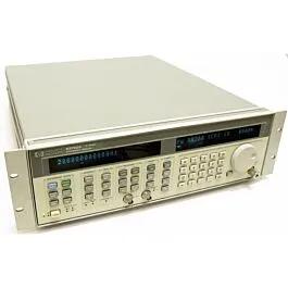 Keysight 83752A syntetizátor RF s nastavitelným rozsahem