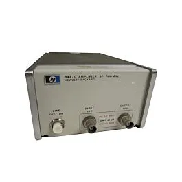 Keysight 8447C Výkonový zesilovač