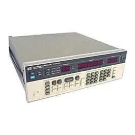 Keysight 8656A generátor signálu