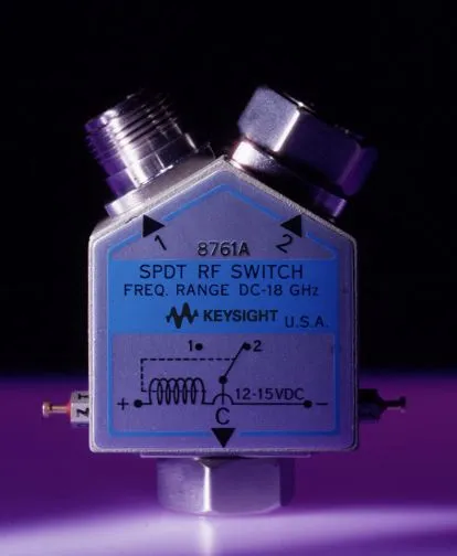 Keysight 8761B Koaxiální přepínač