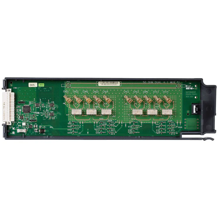 Keysight DAQM905A duální 4kanálový RF multiplexer