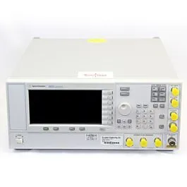 Keysight E8257D-520 Analogový generátor signálu