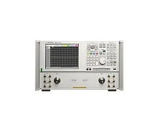 Keysight E8364B Vektorový analyzátor sítě
