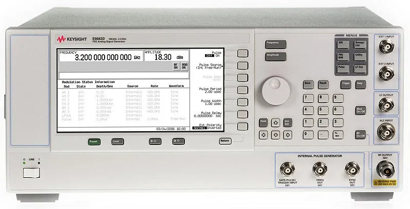 Keysight E8663D Analogový generátor signálu