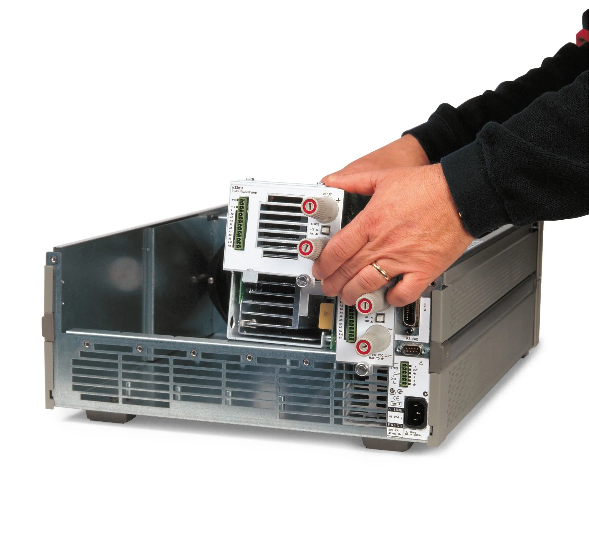 Modul elektronického zatížení Keysight N3303A