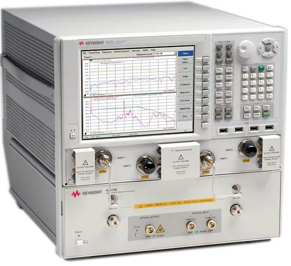 Keysight N4375D Analizátor součástí optického vlákna