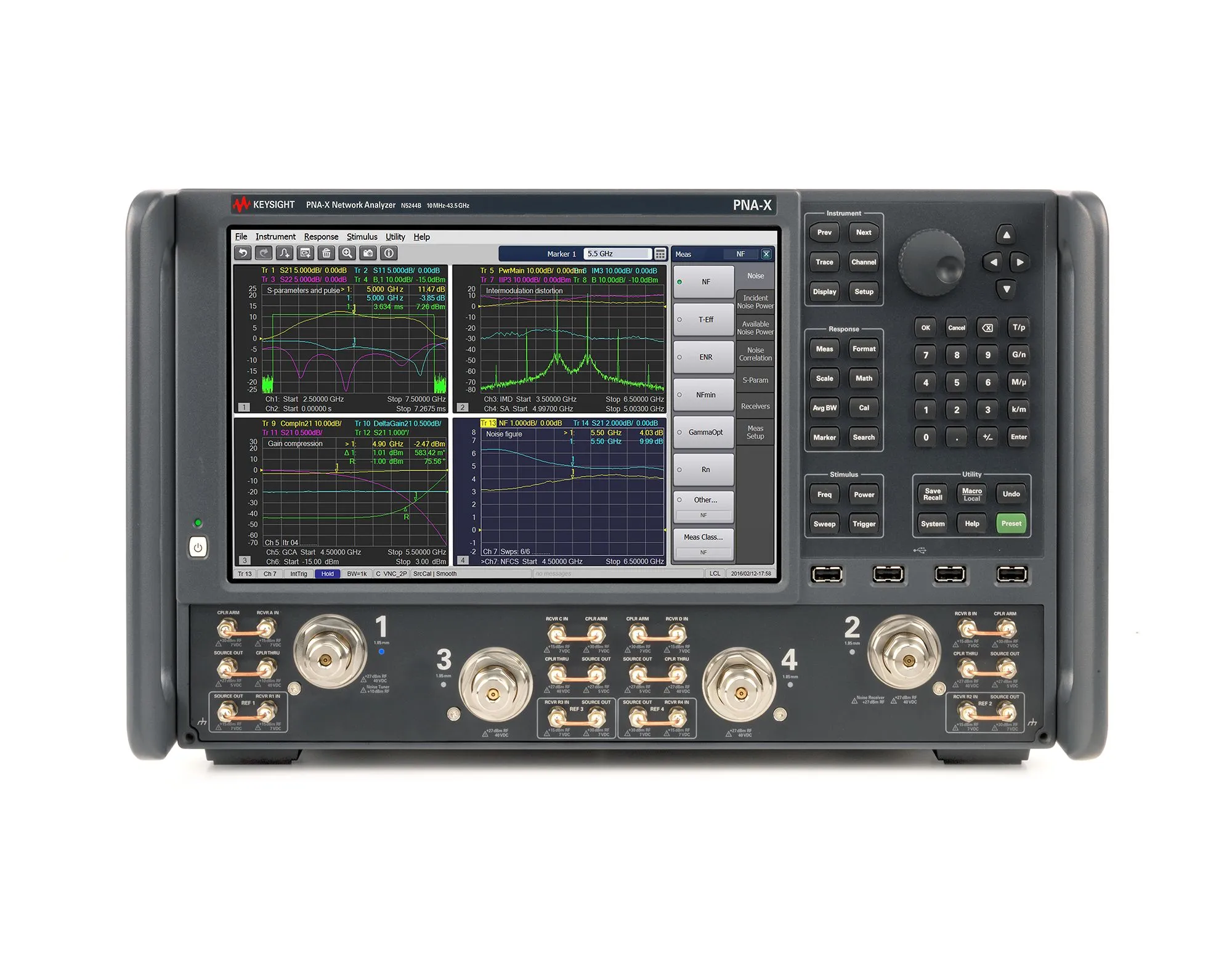 Keysight N5244B - vektorový síťový analyzátor