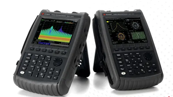 Keysight N9915B FieldFox přenosný mikrovlnný analyzátor