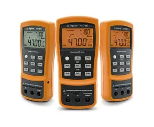 Keysight U1733P Přenosný LCR měřič, sada Combo