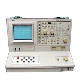 Tektronix 371A vysoce výkonný programovatelný trejsovač charakteristik