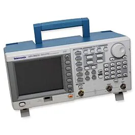 Tektronix AFG3021C generátor libovolného průběhu