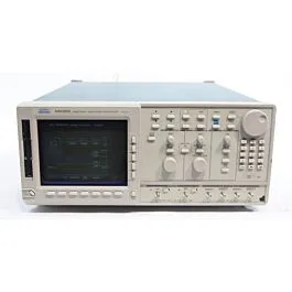 Tektronix AWG610 Generátor libovolných průběhů
