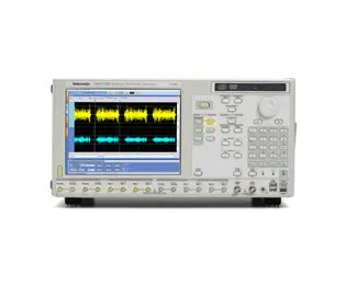 Tektronix AWG7122B Generátor libovolných průběhů