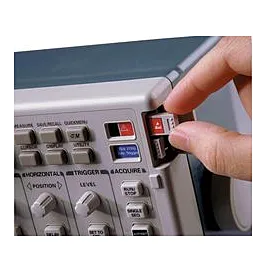 Modul sériového spouštění a analýzy počítače Tektronix DPO3COMP