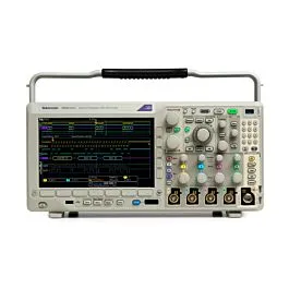 Tektronix MDO3024 500 MHz Osciloskop smíšené domény
