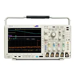 Tektronix MDO4054C Smíšený osciloskop domén