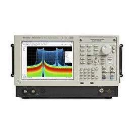 Tektronix RSA5115B spektrální analyzátor v reálném čase