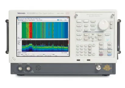 Tektronix RSA6120A Spektrální analyzátor v reálném čase