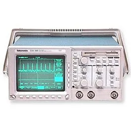 Tektronix TDS 380 osciloskop