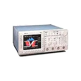 Tektronix TDS540D Digitální osciloskop s fosforem