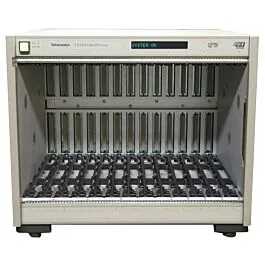 Tektronix VX1410 IntelliFrame Zařízení sběrnice VXIbus